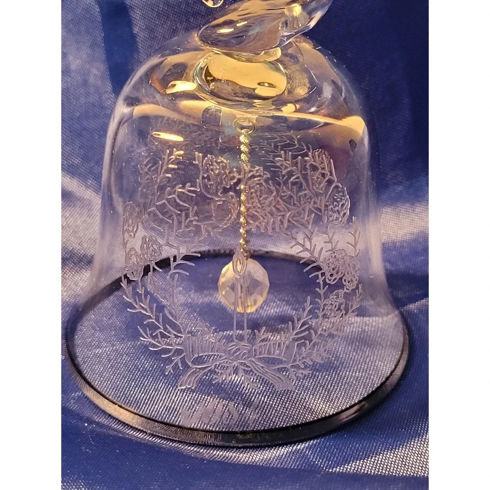 Vintage Etched Crystal Bell Lenox Christmas 1984 Glass Wreath Design Silver Trim